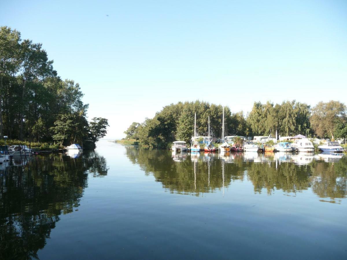 Urlaub Fuer Erwachsene - Usedom Ferienwohnungen Tannengrund Loddin Luaran gambar
